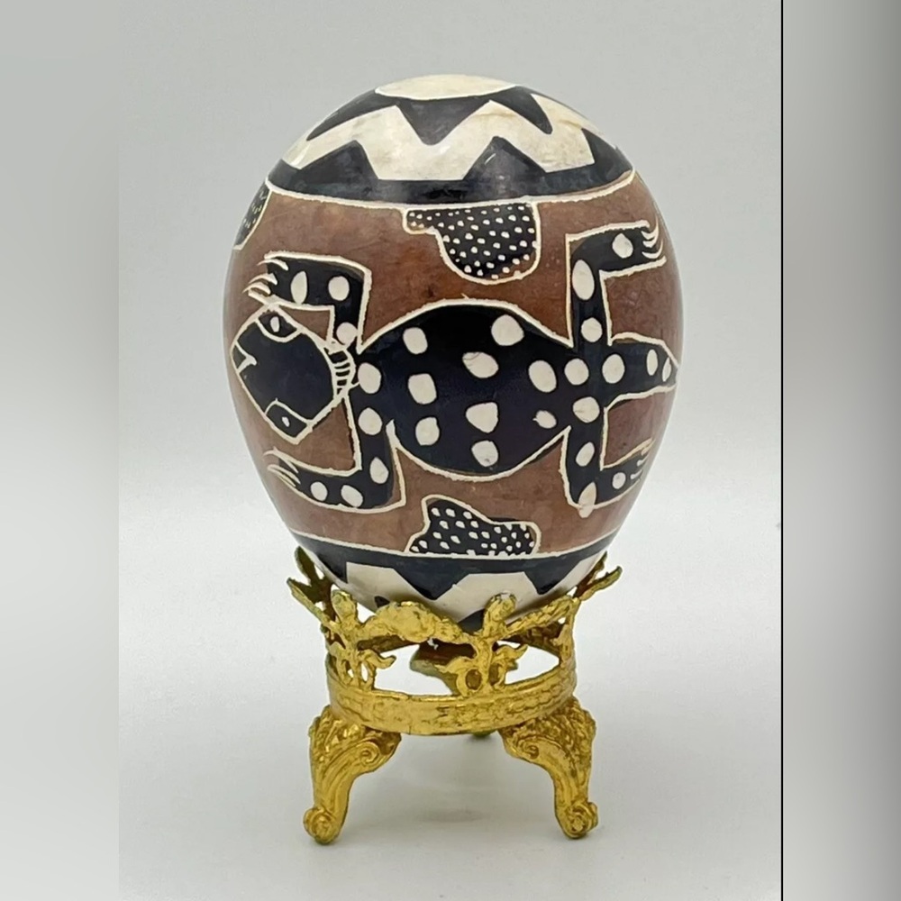 African Folk Art Kenya LIZARD Hand Carved Painted Stone Egg Vintage